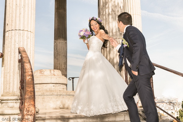 Photographe de mariage Paris 19e au parc des Buttes Chaumont